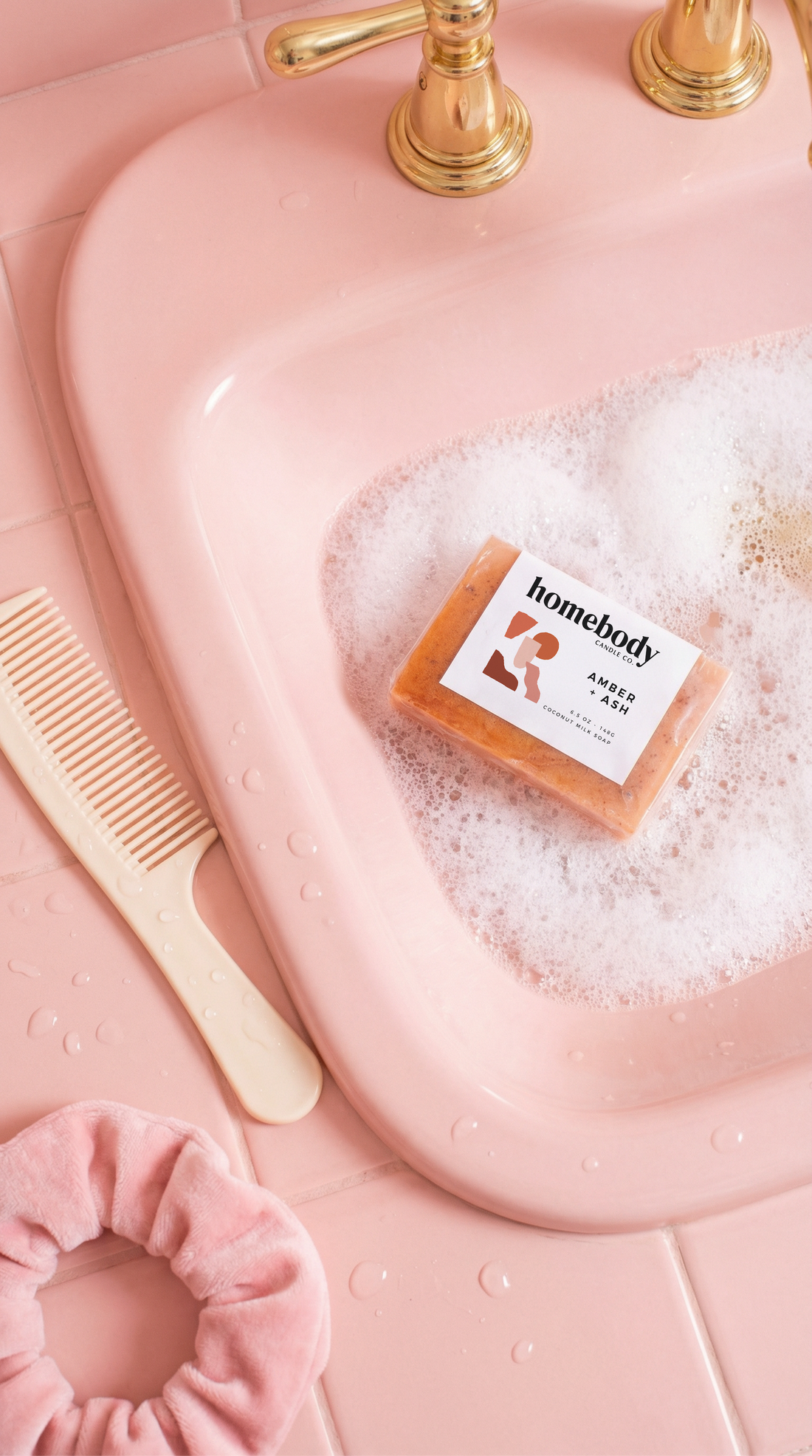 Amber + Ash - Homebody Candle LLC